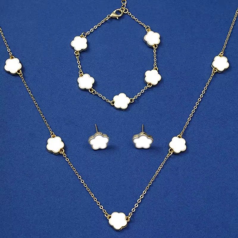 Lucky Five‑Petal Clover Jewelry Set – Necklace, Bracelet & Earrings (3‑Piece Set)